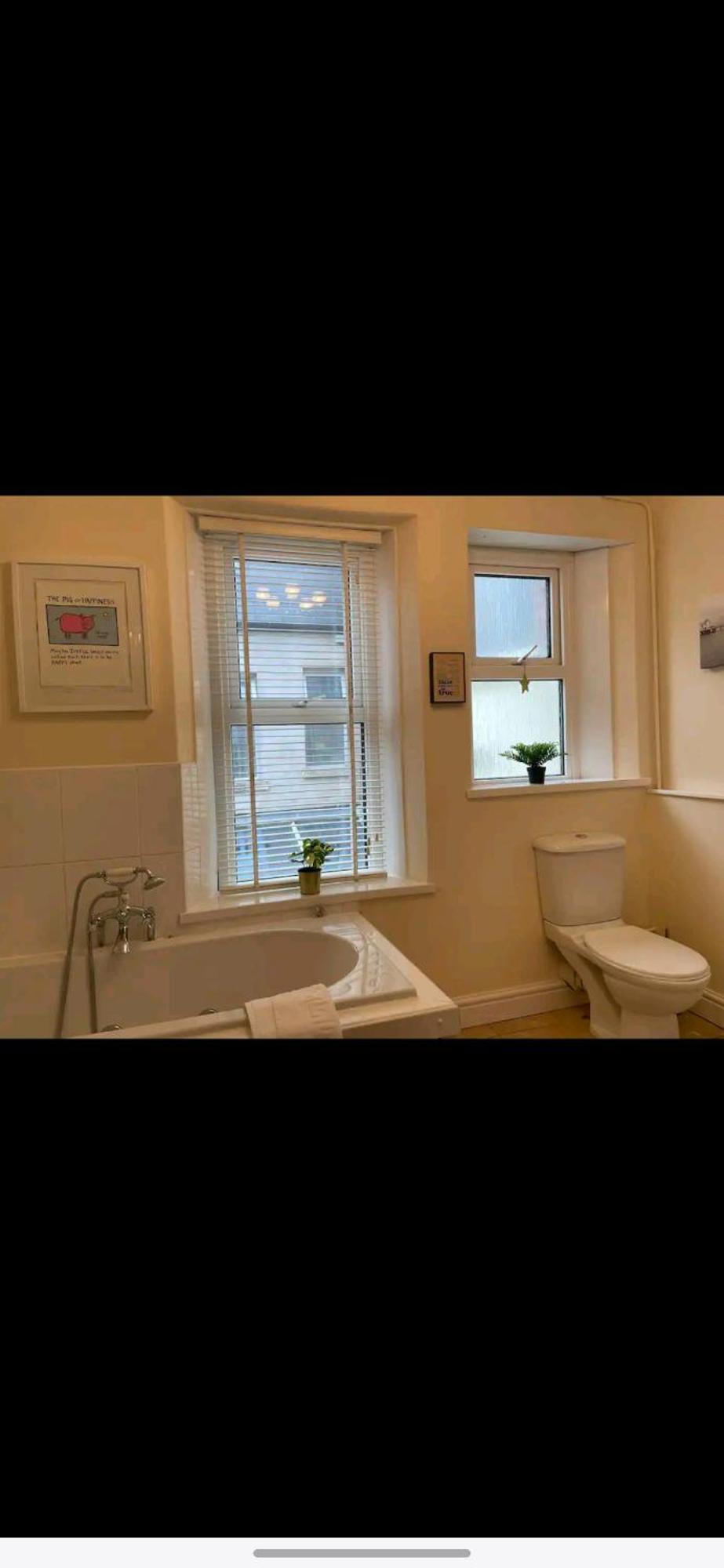 The Regal Penarth Seaside Town Villa *