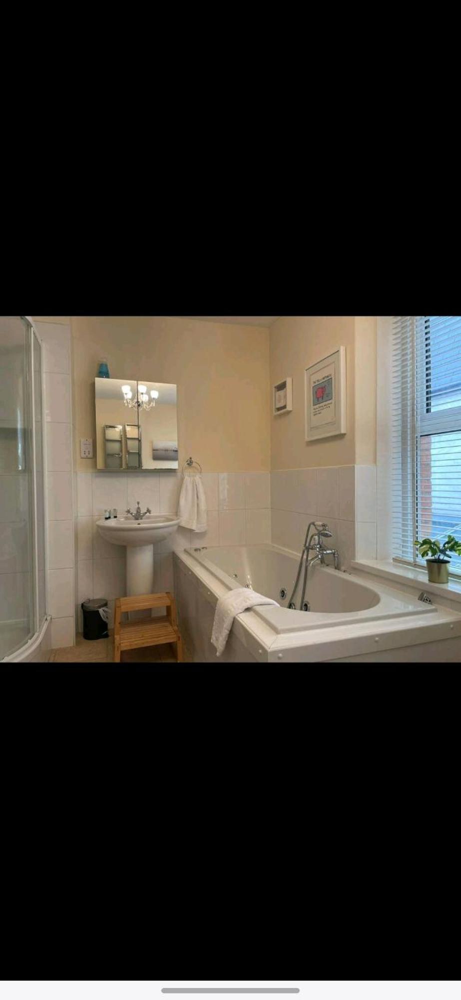 The Regal Penarth Seaside Town Villa *
